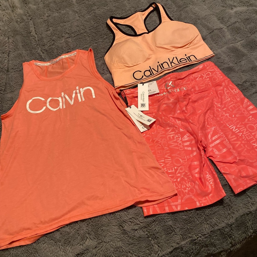 Brand New Calvin Klein workout outfit